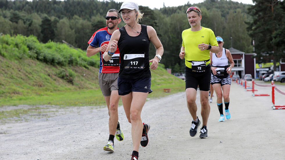 Therese Falk vant kvinneklassen i Ringerike 6-timers ved å løpe 71,411 km. (Foto: Bjørn Hytjanstorp)