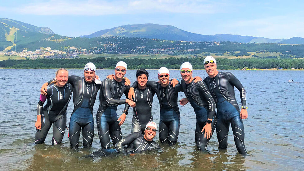 Til helga starter VM triatlon i Lausanne i Sveits. Her på bildet er landslaget på treningssamling i Font Romeu i Frankrike tidligere i sommer. (Foto: Arild Tveiten/Norges Triatlonforbund)