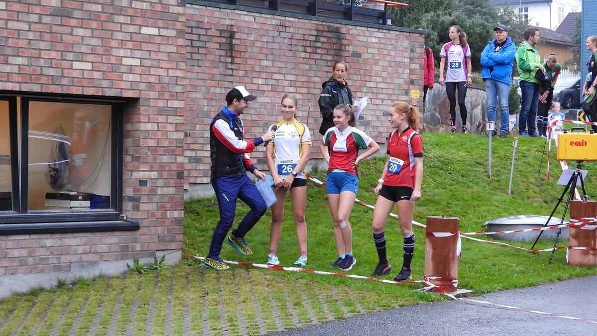 Litt itervjue f¢r semifinale 1 med runners choice D15-20