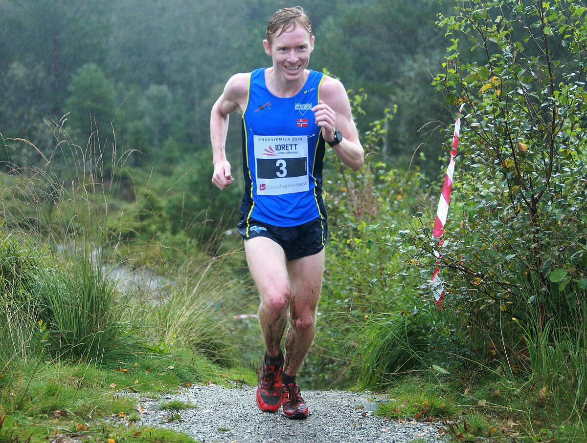 Lang_i_tet_1km_igjen_Halfdan_Emil_Faeroe_1280_AZ3T3321