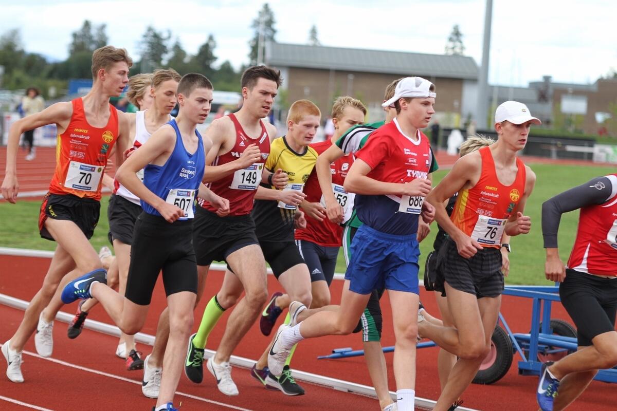 IMG_2770_G17-3000_start (1280x853)