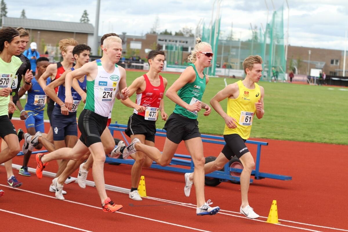 IMG_2864_G1819-3000_Starten_Sivert_Eggen_i_tet (1280x853)