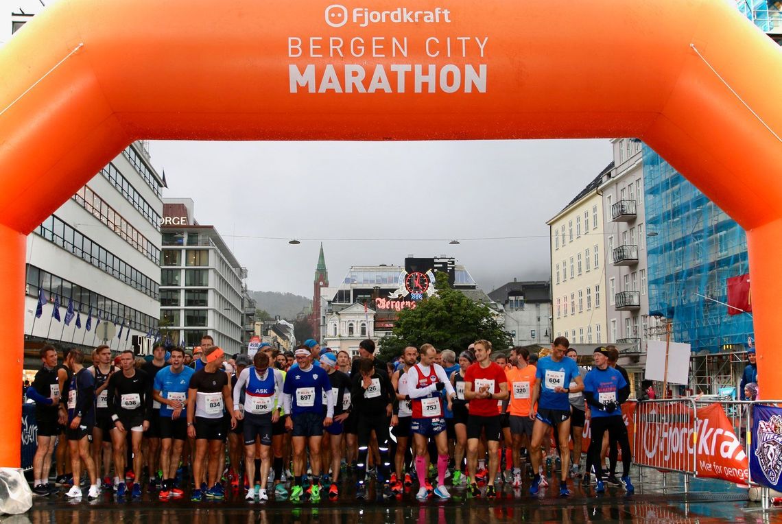 Starten i Bergen City Milen er på Torgalmenningen (foto: BCM/Jørgen Pettersen)