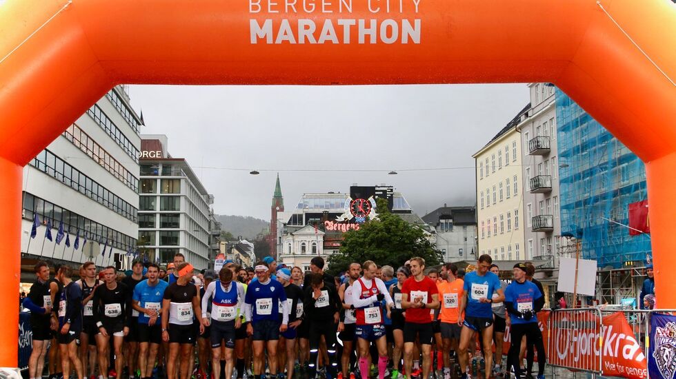 Starten i Bergen City Milen er på Torgalmenningen (foto: BCM/Jørgen Pettersen)