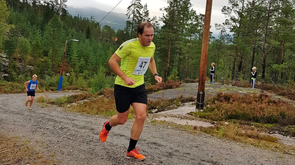 Karl Magnus Mangerud vant 6. løp i Sport 1 Karusellen. (Foto: Iver Fjelldalselv)