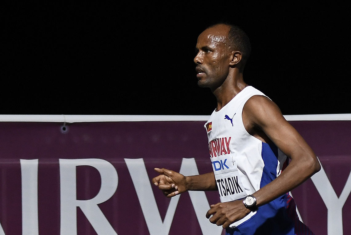 Weldu Negash Gebretsadik har hatt en innholdsrik maratonsesong. Her ser vi han under VM i Doha. (Foto: Bjørn Johannessen)
