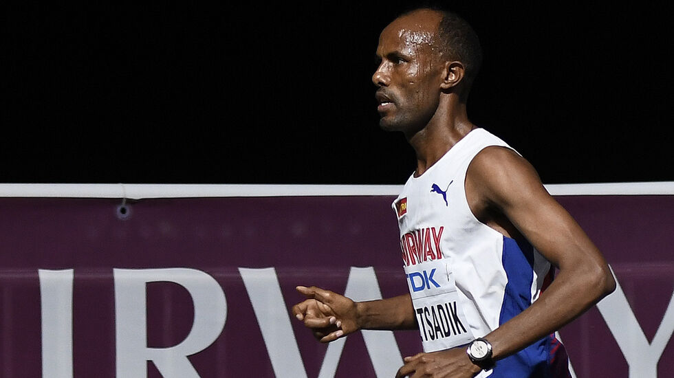 Weldu Negash Gebretsadik har hatt en innholdsrik maratonsesong. Her ser vi han under VM i Doha. (Foto: Bjørn Johannessen)