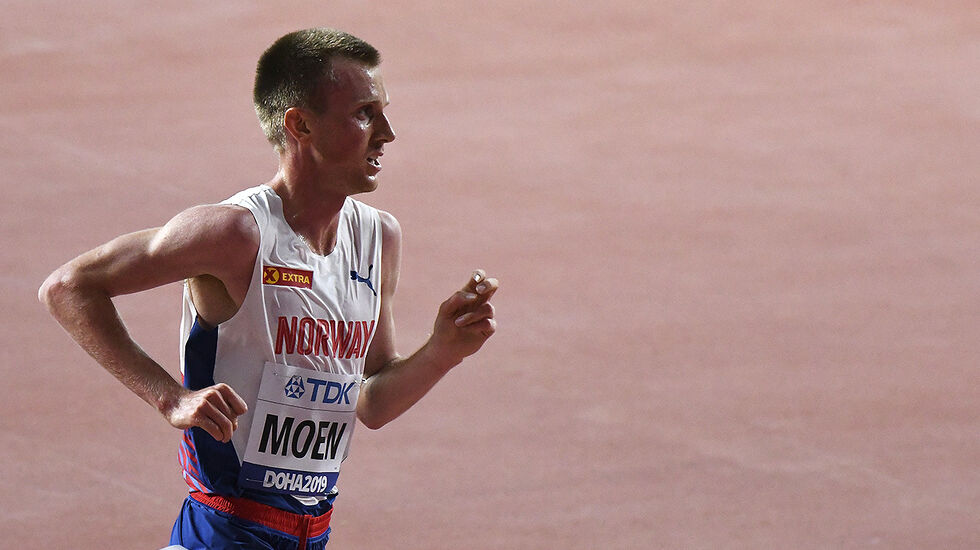Sondre Nordstad Moen har blikket retta mot London Marathon i april, men tok med seg en halvmaraton på veien. (Arkivfoto: Bjørn Johannessen)