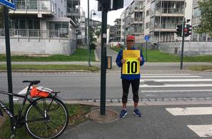 Korrekte løypelengder er viktig for mange. Her er vår løypemålesjef Vidar Dvergedal under løypemålingen på et løp tidligere i år. Målingen var korrekt, men løypa dessverre feilmerket.