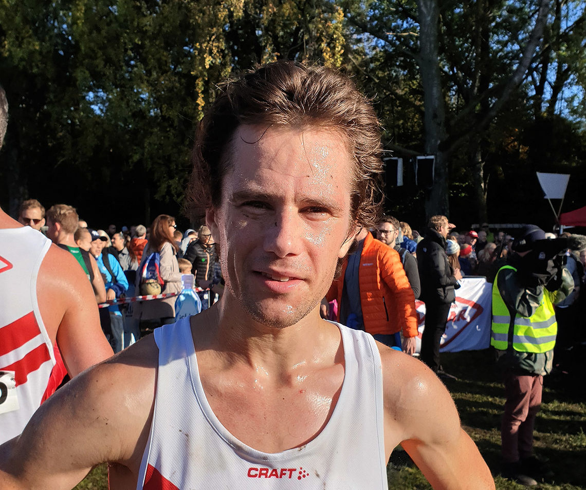 Eirik Gramstad fra Sportsklubben Vidar vant M35-39 på sterke 31:28. (Foto: Runar Gilberg)