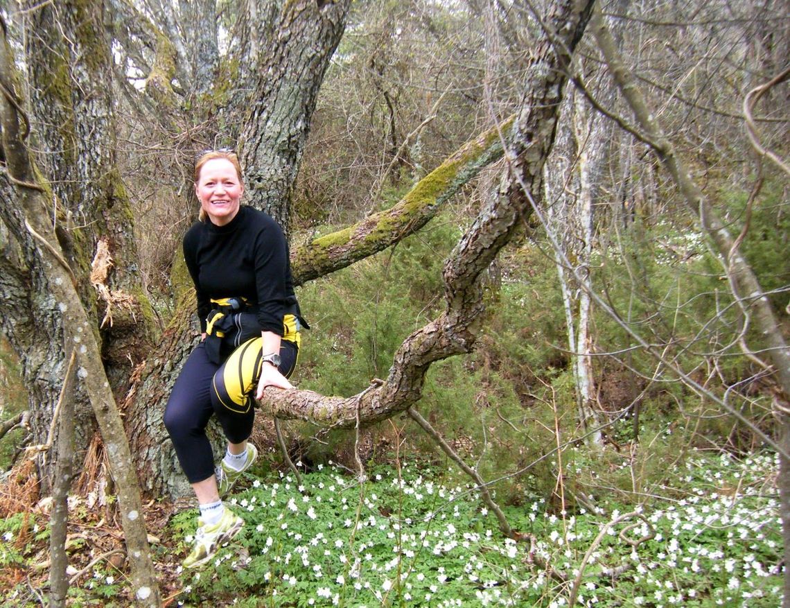 Trives i naturen: Marit Bjerknes liker å trene i naturen. Her fra en treningssamling med Romerike Ultraløpeklubb i Stavern. Foto: Olav Engen
