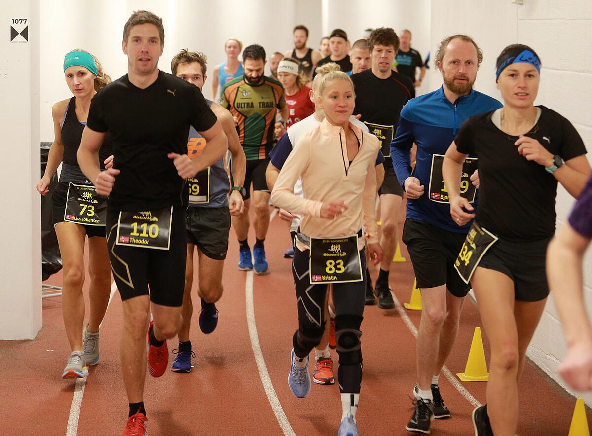 Mange_Theodor_Andersen110_Kristin_Aastad83_Inger_Haugland134_1runde_1280_Z3T0341