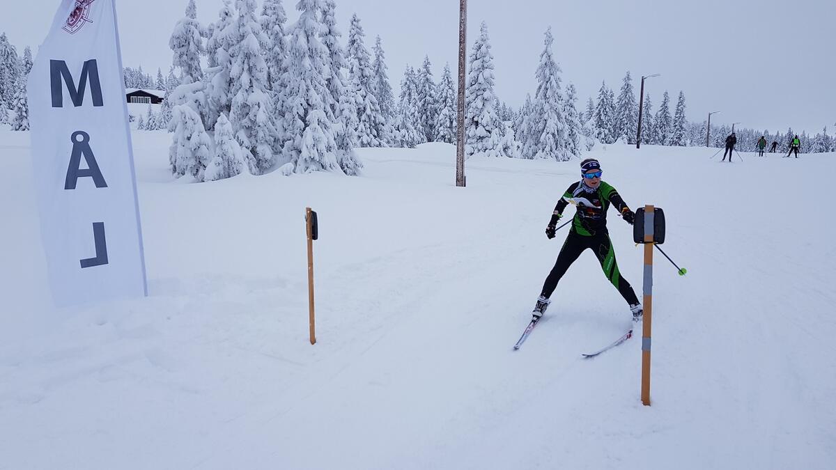 Dagens vinner Evine Westli Andersen L¢ten OL målstempler