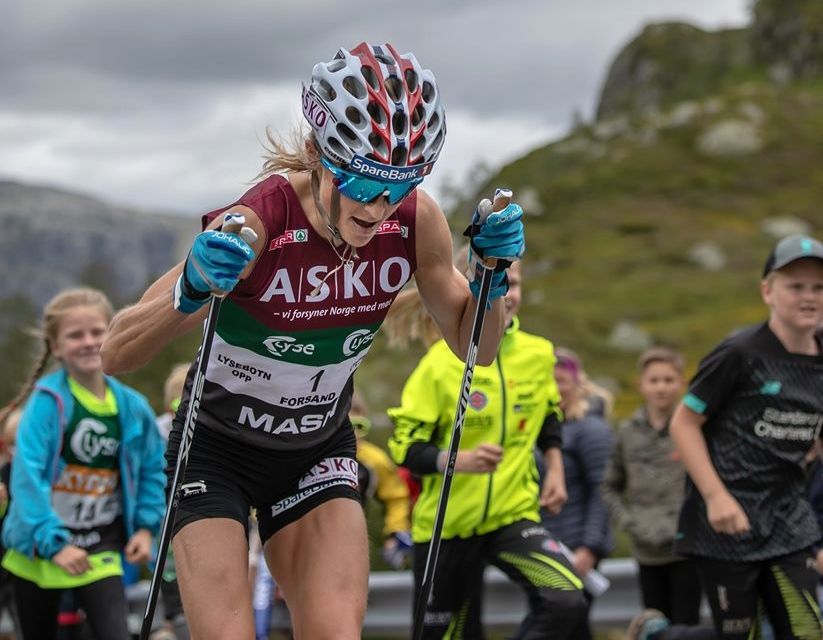 Styrke: Therese Johaug nærmer seg mål i Lysebotn Opp der hun var i en helt egen liga. (Foto: Axelar / Rune Helliesen)