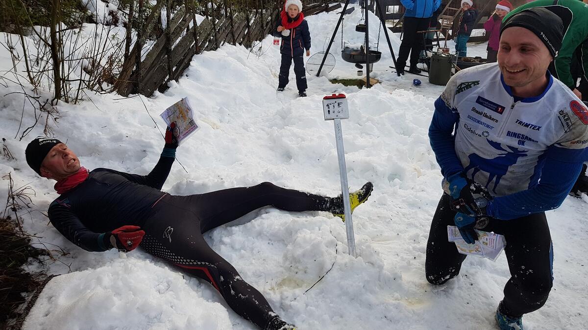 Spurtoppgj¢r om andreplassen i Stornisse, Kenneth Bilstad nr 2 og Marius Wikstr¢m nr 3