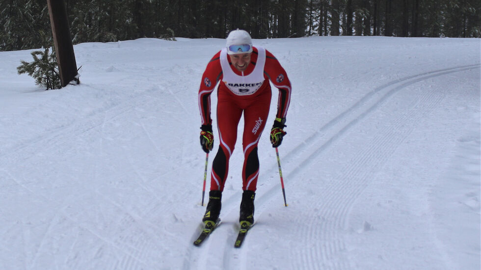 Jørgen Stensløkken i karakteristisk staking i Julestaken i 2019. (Foto: Sigurd Wesrgård)