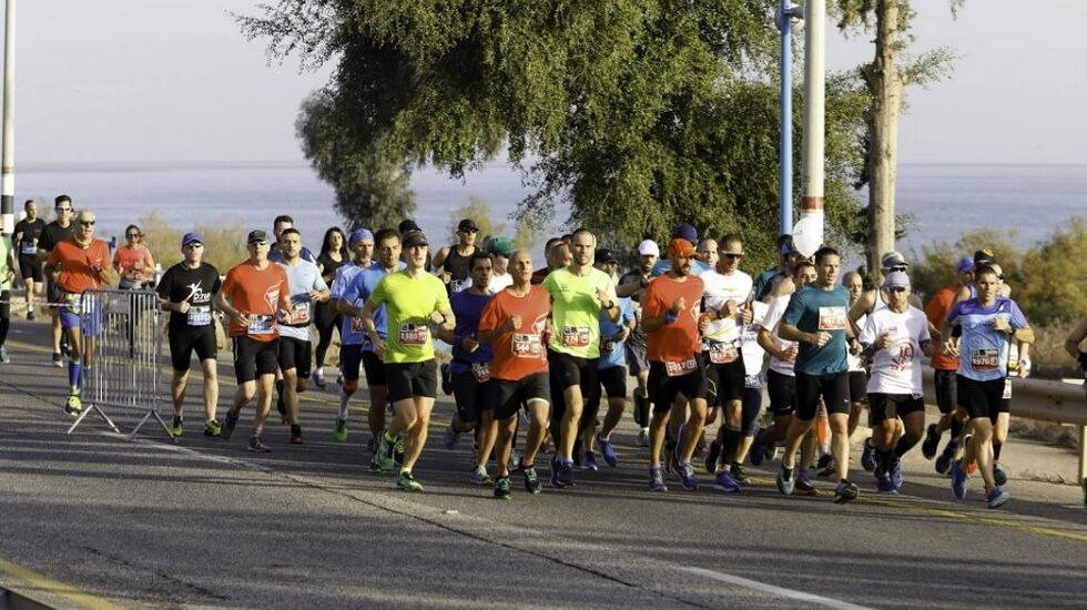 Fra Tiberias Marathon som går ved Galileasjøen i Israel (Arrangørfoto)