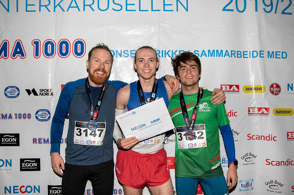 Premiepallen 5 km: Anders Langset, Marius Sørli og Mike Alvare
