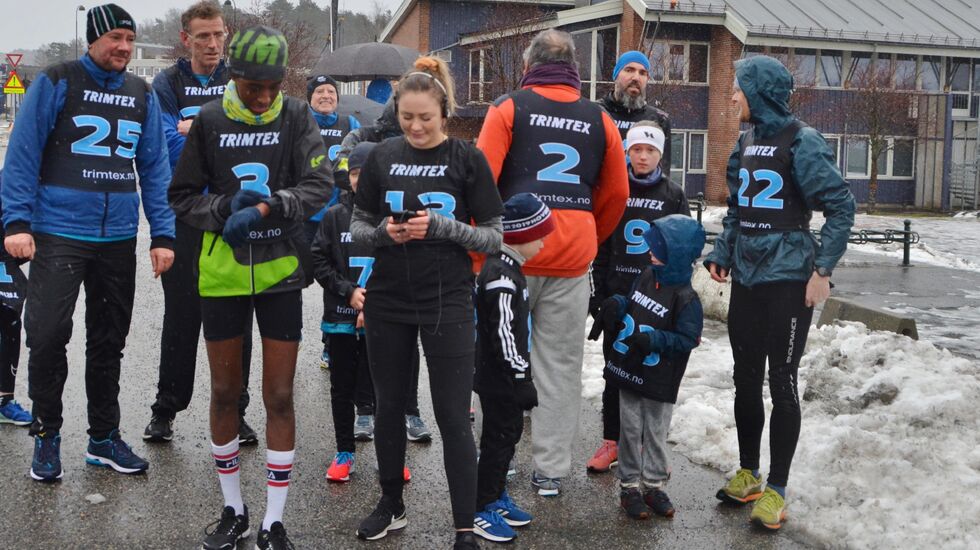 Start i trimklassen. Mange ulike forberedelser på startstreken. (Foto: Ivar Gogstad)