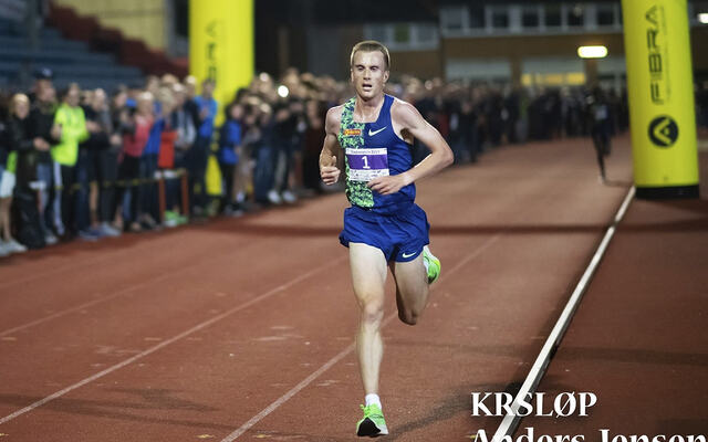 Løp raskere enn 31.29 på gateløp og kvalifiser deg til NM på 10 000 meter. I år går mesterskapet på Jessheim.