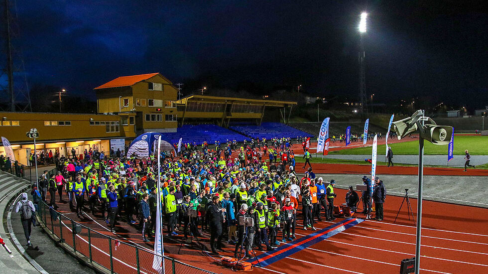 Start og mål i Necon Vinterkarusell er inne på Fana Stadion