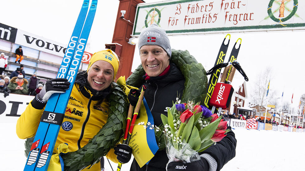 Lina Korsgren og Petter Eliassen vant fjorårets utgave av Vasaloppet. Begge er blant de største favorittene i år. (Foto: Vasaloppet)