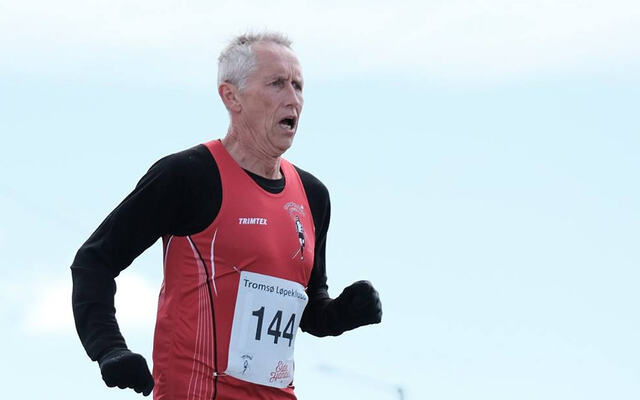 Alf B. Dahl har et pågående prosjekt mot Berlin Marathon 21. september 2025. Målet er å løpe under 3 timer. Det har ingen norske 70-åringer gjort før. (Foto: Tor Inge Schulstad)