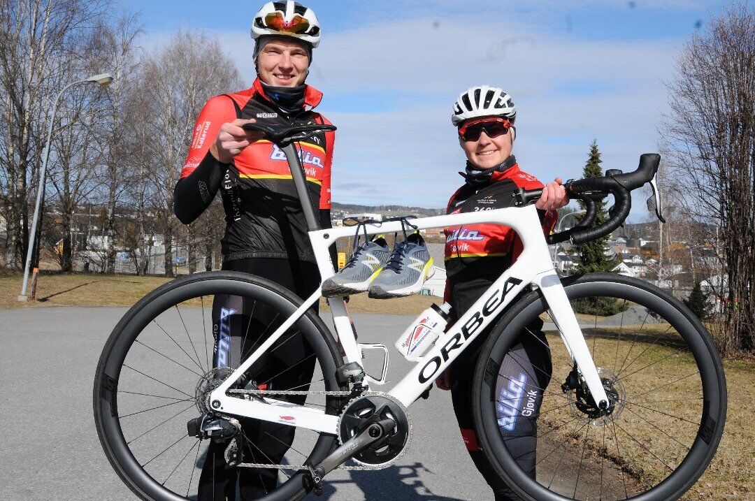 Søsknene Martin og Karoline Røste Omdahl har testet både sykkeltraseen og 5-kilometeren, der OA nå inviterer til konkurranser hvor deltakerne kan måle seg mot hverandre. (Foto: Tommy Gullord)