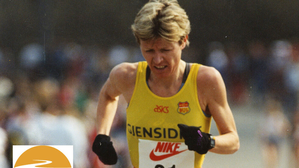 Det er i år 35 år siden Ingrid Kristiansen satte verdensrekord på maraton i London. Her er hun i Sentrumsløpet noen år senere - i 1994. (Foto: Kjell Vigestad)