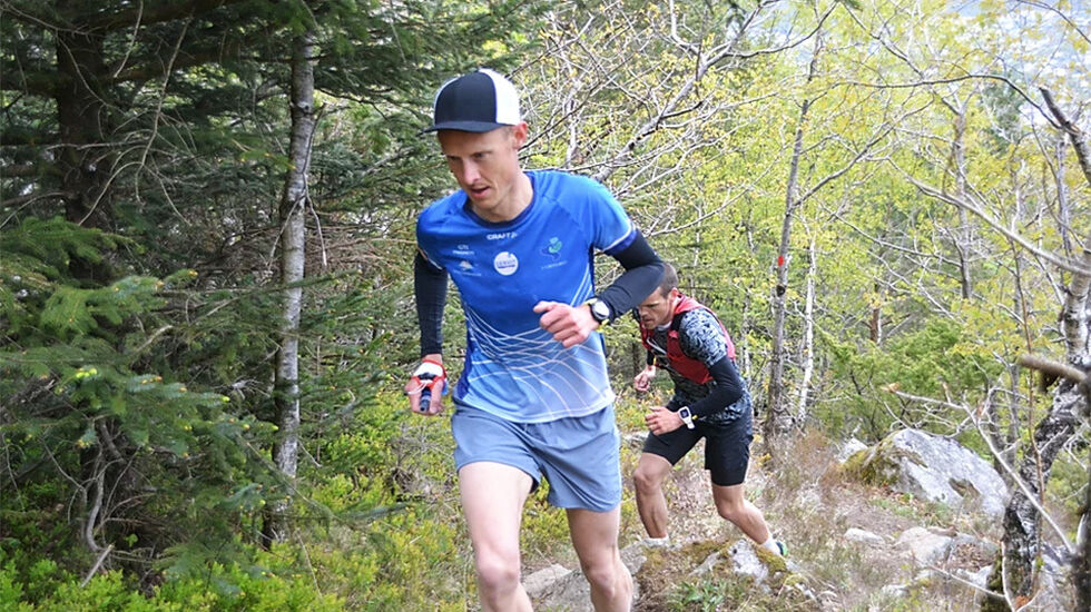 Tom Erik Halvorsen gikk i tet rett fra start og vant til slutt med 4 minutters margin. (Foto: Einar Søndeland) 