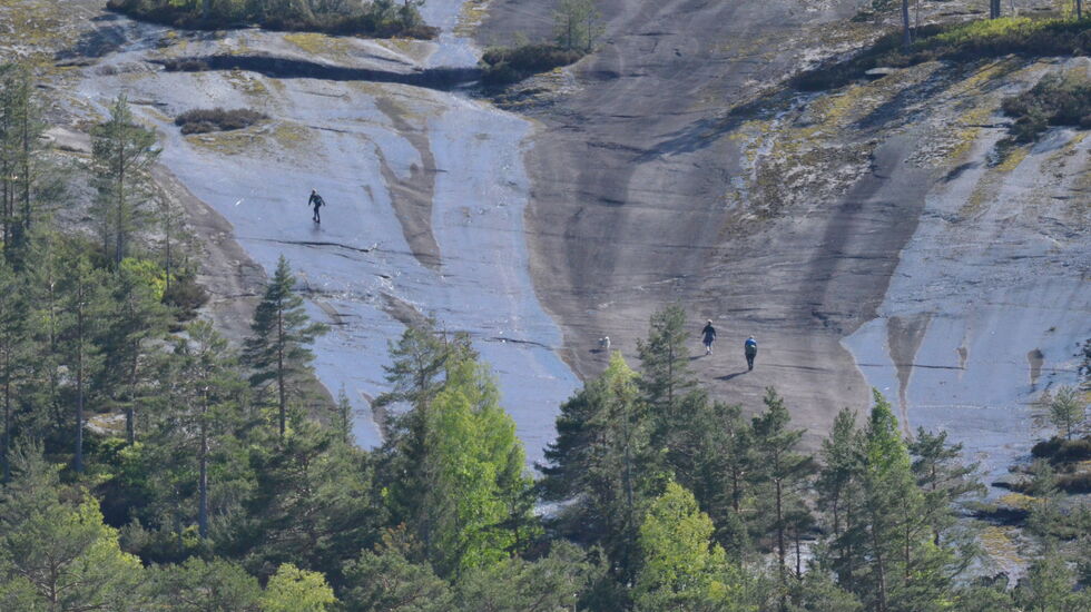 Fem ganger skal løperne opp de beryktede Svåene ved foten av Skuggenatten dersom de skal fullføre ultraløpet 6. juni. (Arrangørfoto)