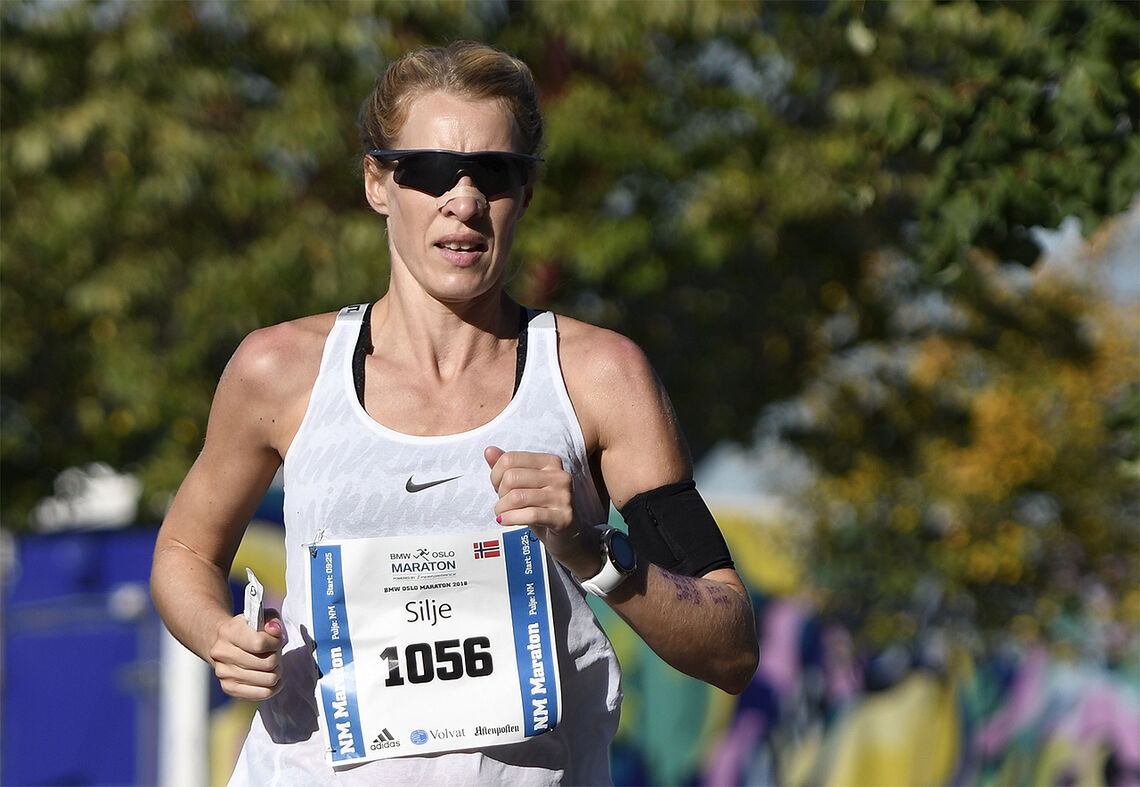 NM-sølv: Silje Eklund løp inn til andreplass i Oslo Maraton i 2018. Etter det har hun løpt enda fortere. (Foto: Bjørn Johannessen)