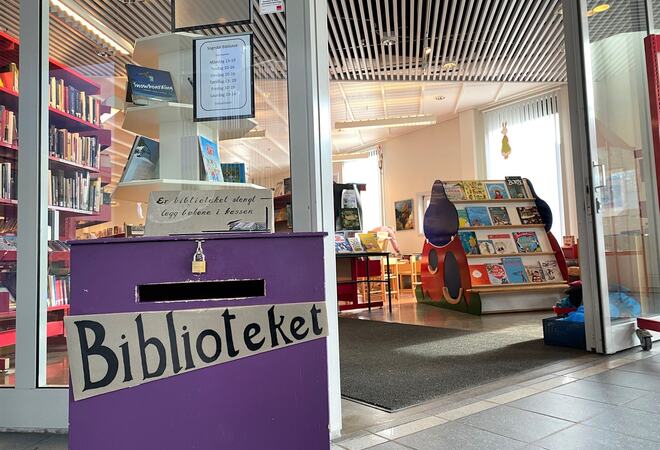 Sogndal bibliotek i Kulturhuset. (Foto: Mariann Skau)
