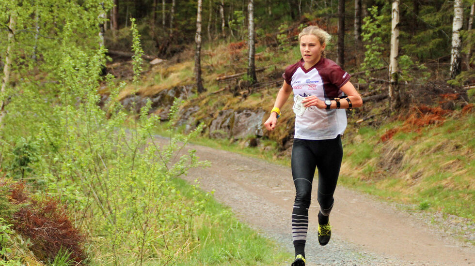 Pia Young Vik, Nydalen vant D17-18.