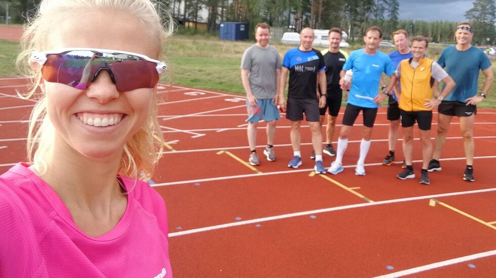 Marit Haslie på en av Kondistreningene hun ledet på Terningmoen i Elverum i fjor høst. 