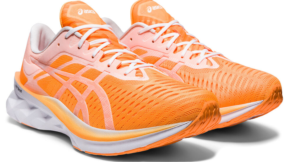 Asics NovaBlast er meget lett og smidig på foten, men likevel særdeles godt dempet.