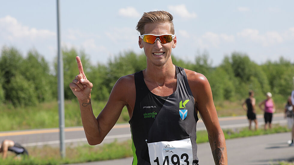 Kristian Tjørnhom fra Kristiansand Løpeklubb var helt suveren på 5 km under Perseløpet lørdag. (Foto: Bjørn Hytjanstorp)