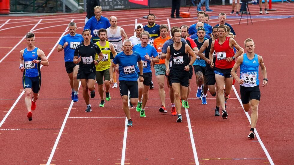 Fra starten løp 2 - 29. juni. Foto: Arne Dag Myking