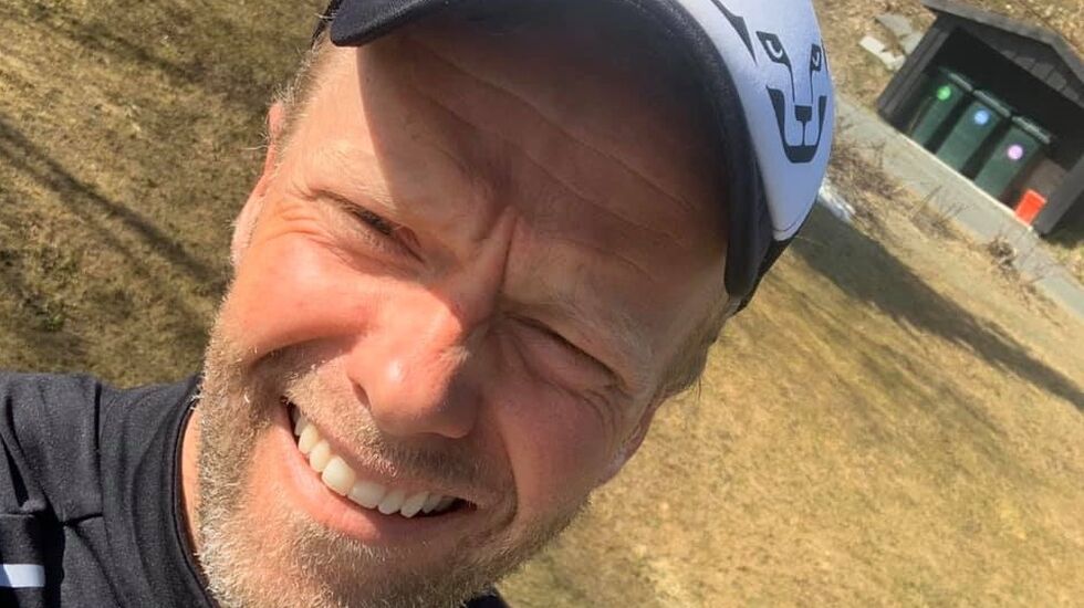 Simon Lund Eikrem liker utfordringer, selv om han må skape dem selv. (Selfie)