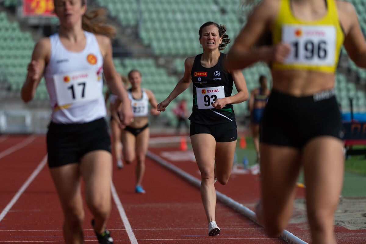 KS_HeatA_800m_målgang_DSC7921