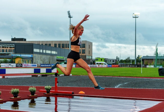 Andrea Modin Engesæth har tidligere løpt 2000 m hinder - med godt resultat. (Arkivfoto: Samuel Hafsahl)