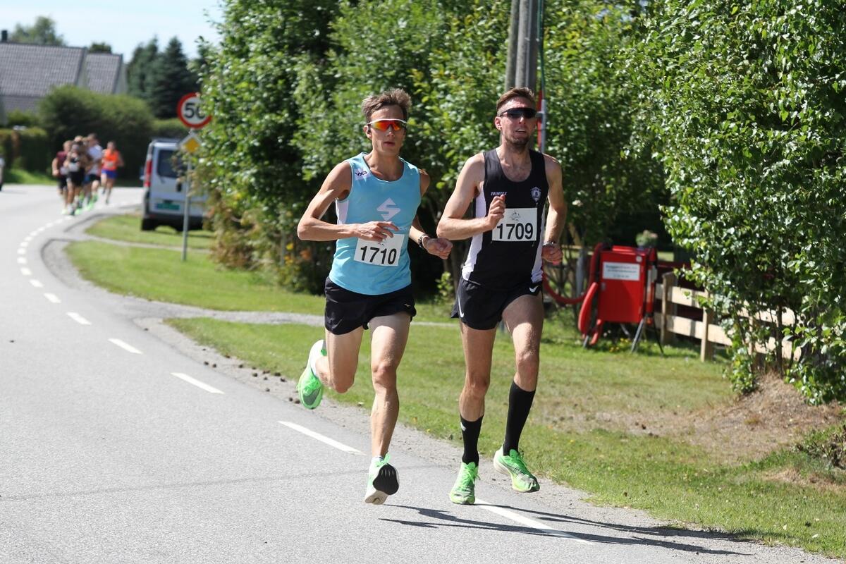 IMG_8179_Bjørnar_Slettvåg_Magnus_Salberg (1280x853)
