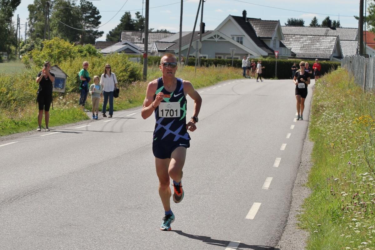IMG_8384_Sondre_Nordstad_Moen_Mot_mål (1280x854)