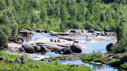 Bading i Monn på Ljosland_Eirik Birkeland