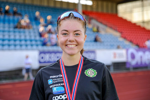 Vilde Våge Henriksen kan glede seg over at hun nå kan kalle seg juniornorgesmester. (Alle foto: Arne Dag Myking)