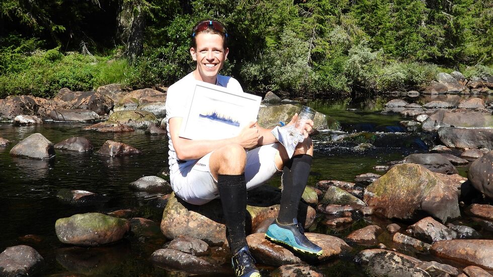 Sondre Sande Gullord vant gavepremie laget av Unni Fladsrud Vold. 