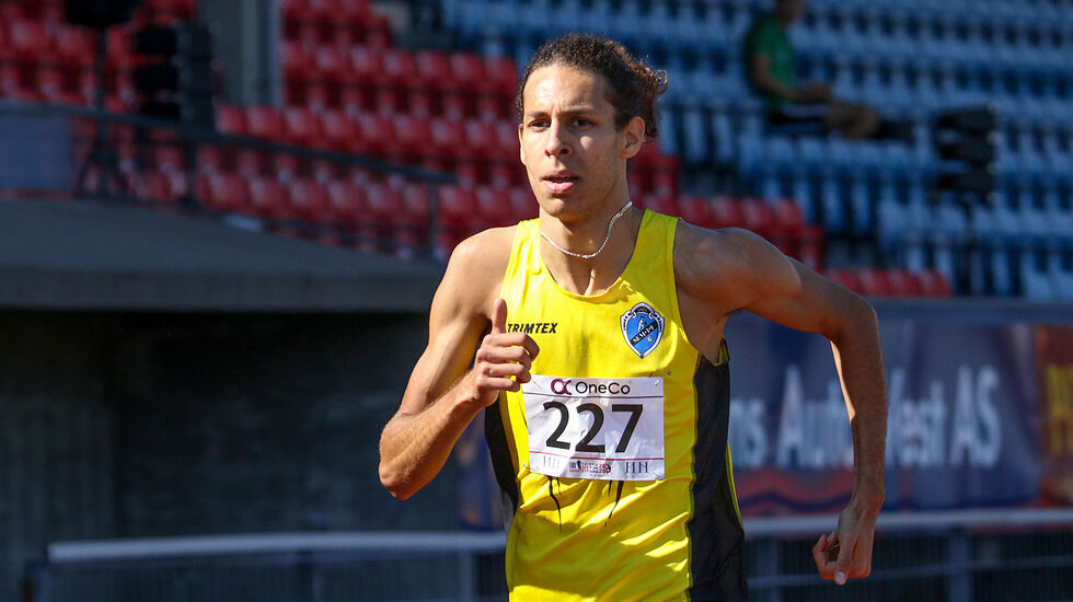 Klar seier på 800 meter til Moa Abounnachat Bollerød. (Alle foto: Arne Dag Myking)