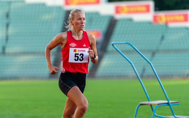 Sara Aarsvoll Svarstad satte personlig rekord under søndagens 3000 meter hinder i lag-EM i Polen. (Foto: Samuel Hafsahl).