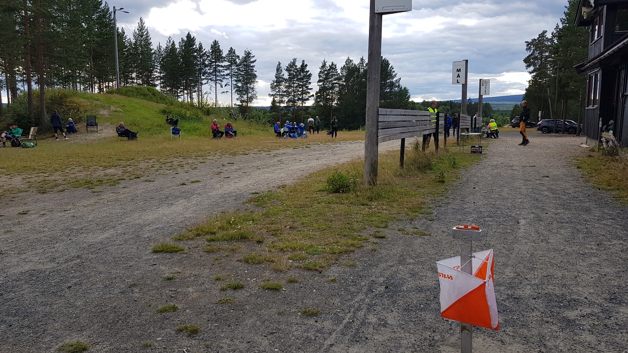 Samlingsplass og mål Strandbygda skistadion.jpg