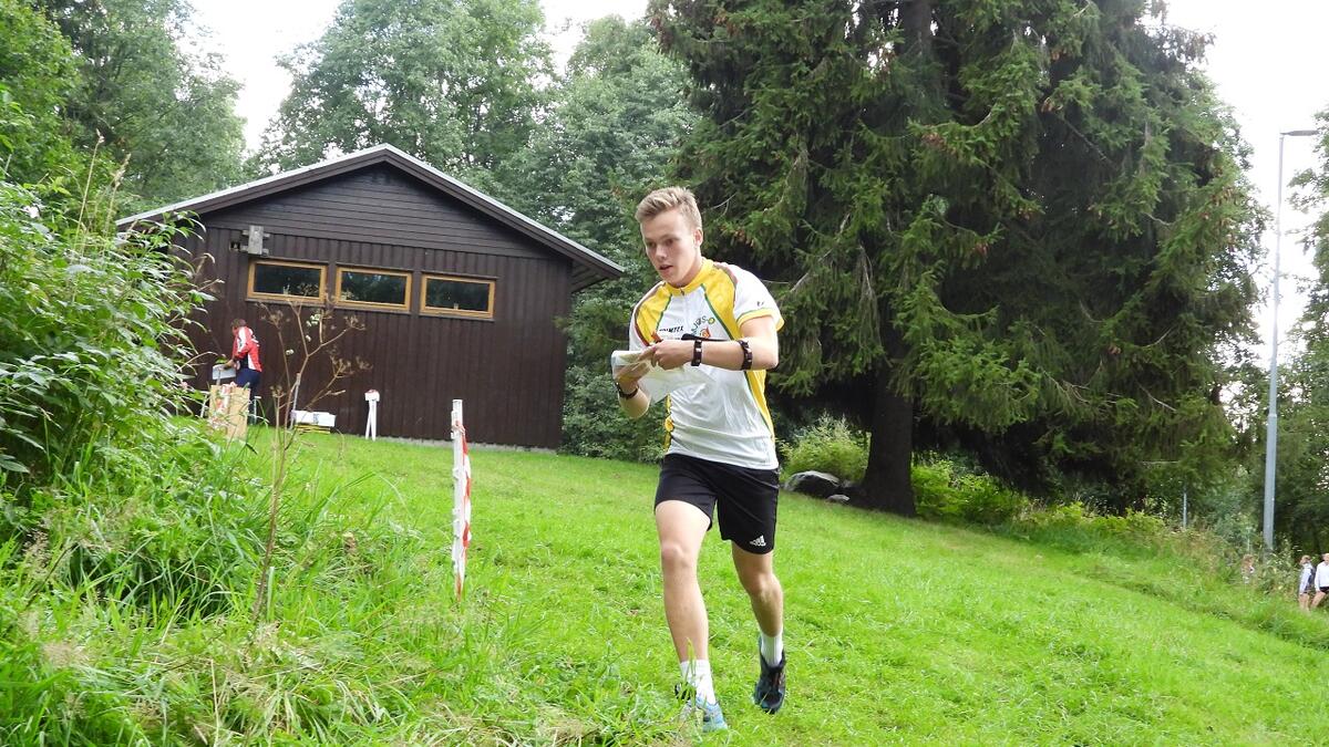 H15-16 Lars Lien